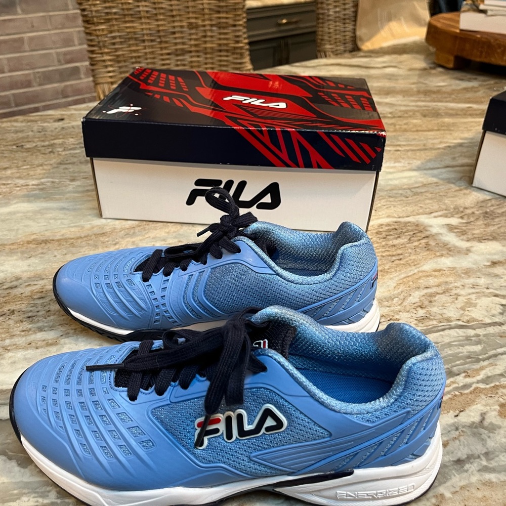 Women’s Tennis Sneakers